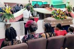fred-funeral-4